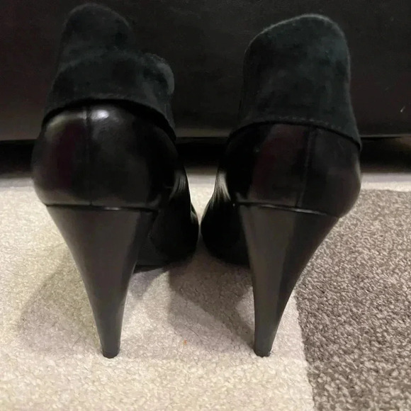 COACH " ANNIKA" ANKLE BOOTS. RETAIL $389. - Picture 4 of 12